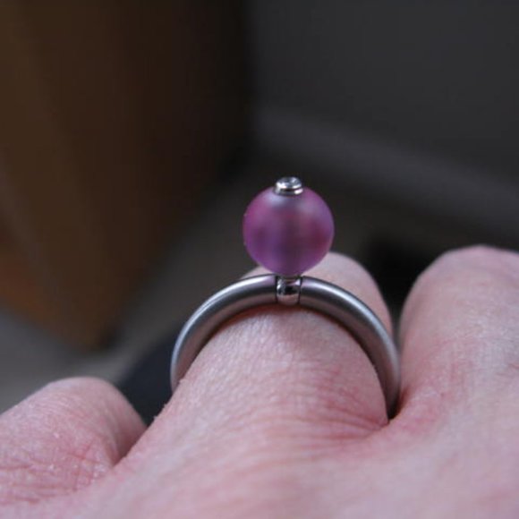 Size 6 Made in Austria unique bead & diamond ring - Picture 2 of 2